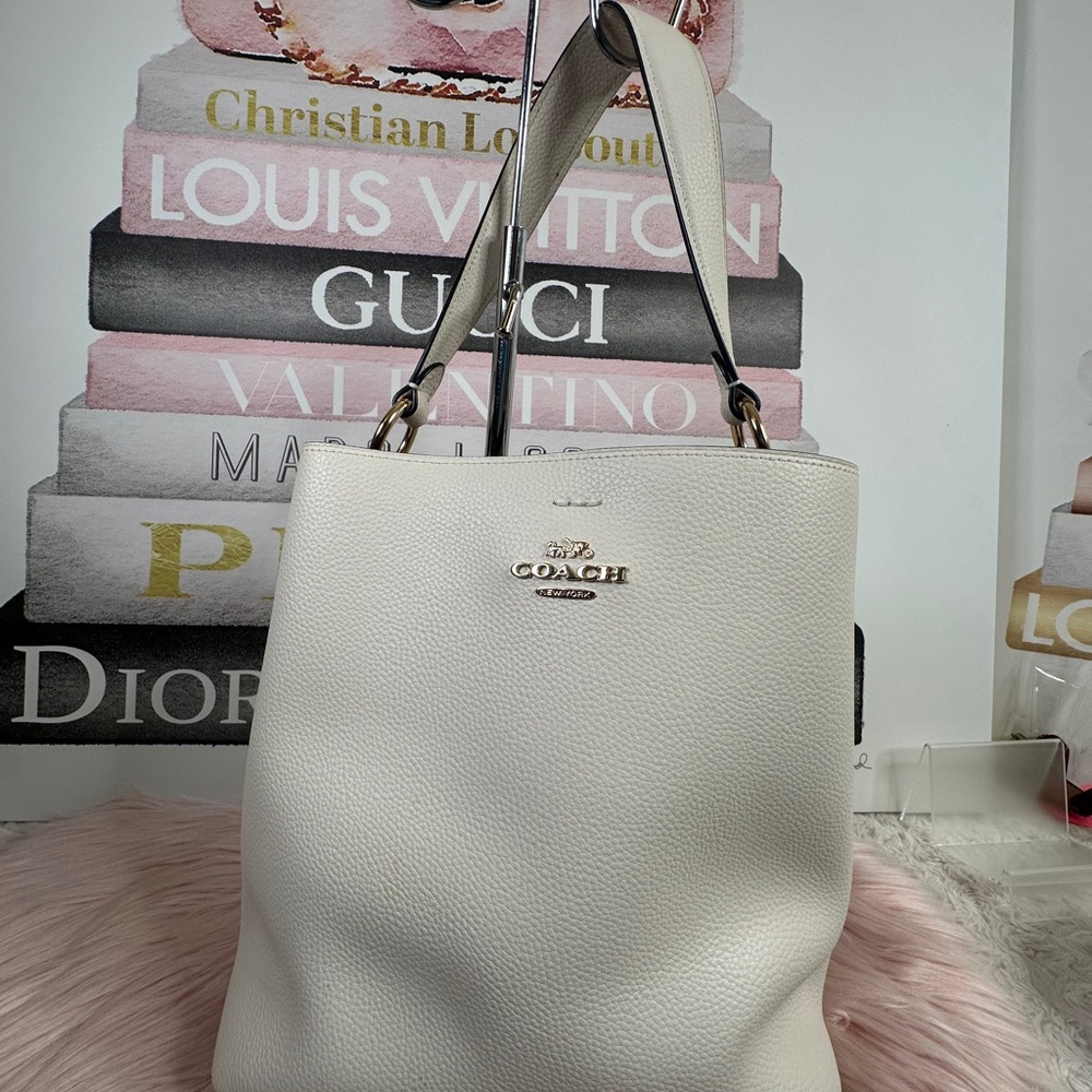 Coach Leather Town Bucket Bag with Strap